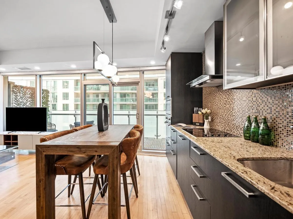Stylish 1Br Condo - Cn Tower View, Entertainment District-Downtown Toronto 0*,  Canada