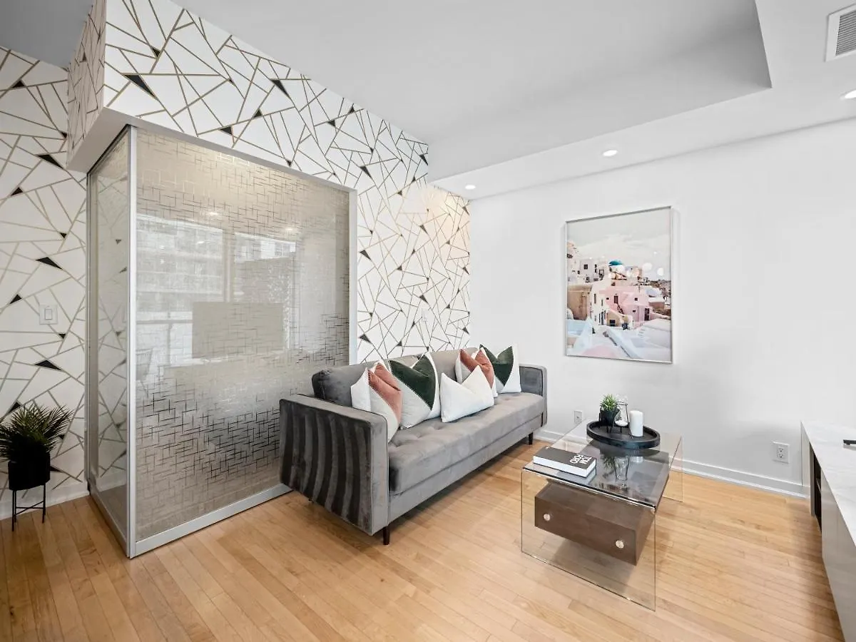 Stylish 1Br Condo - Cn Tower View, Entertainment District-Downtown Toronto Apartment