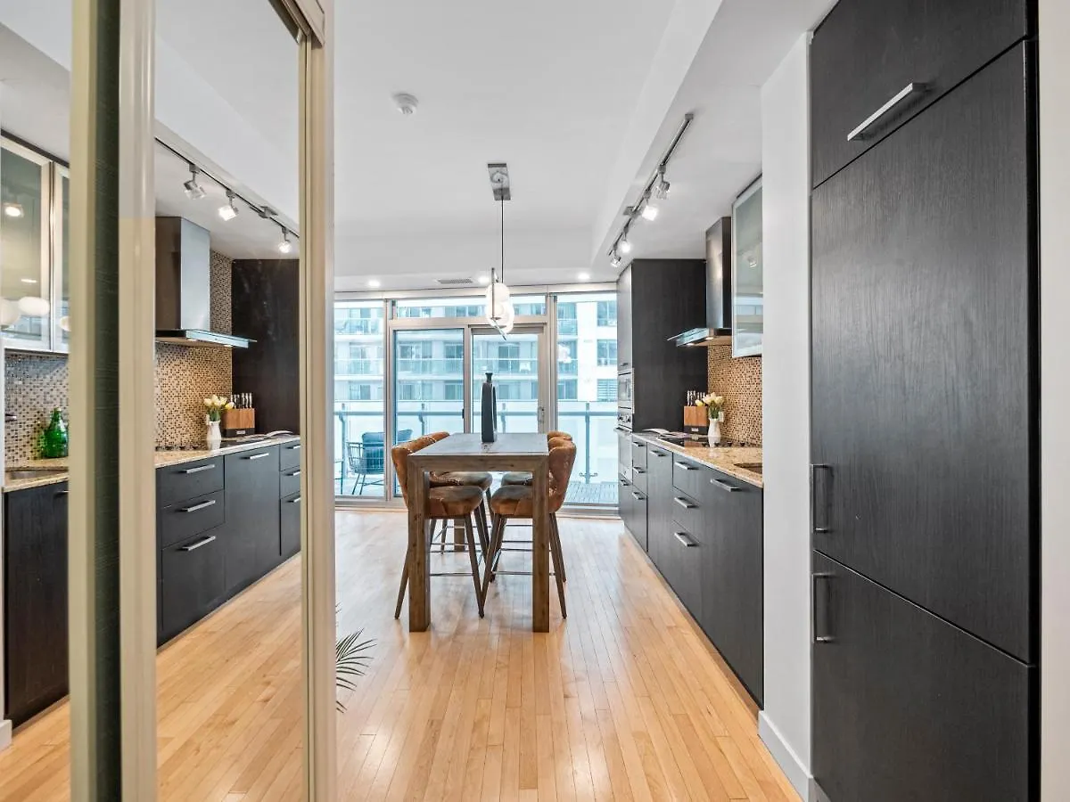 Stylish 1Br Condo - Cn Tower View, Entertainment District-Downtown Toronto Lägenhet