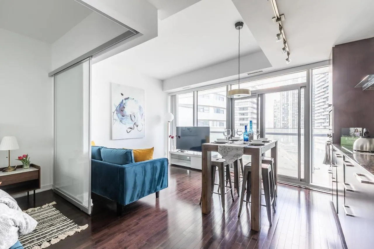 Stylish 1Br Condo - Cn Tower View, Entertainment District-Downtown Toronto Kanada